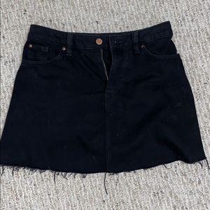 H&M black skirt